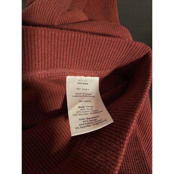 The Range Womens Mass Rib Slit Leggings Medium Burgundy Stretch Pull On READ - Picture 5 of 9